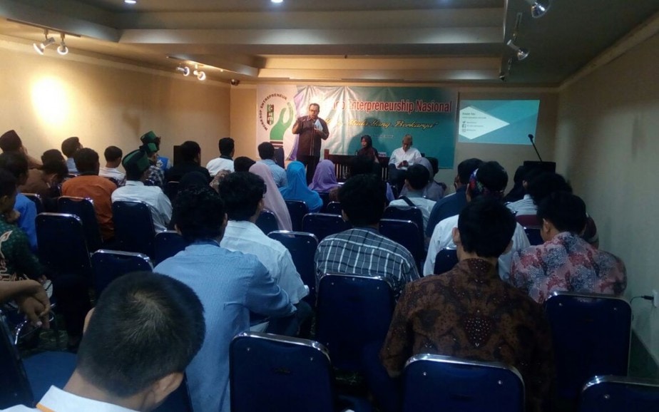 Farouk Abdullah Alwyni sebagai Pembicara di “Workshop Entrepreneurship” PB HMI