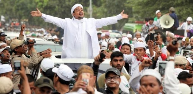 Pernyataan MenHan tentang FPI Kurang Tepat